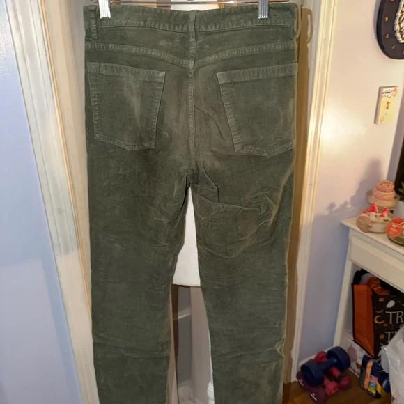 Vineyard Vines Men's Green Corduroy Jeans - Picture 3 of 4